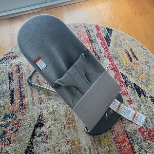 BabyBjorn Bouncer Bliss in Light Gray 3D Jersey Excellent Condition with box